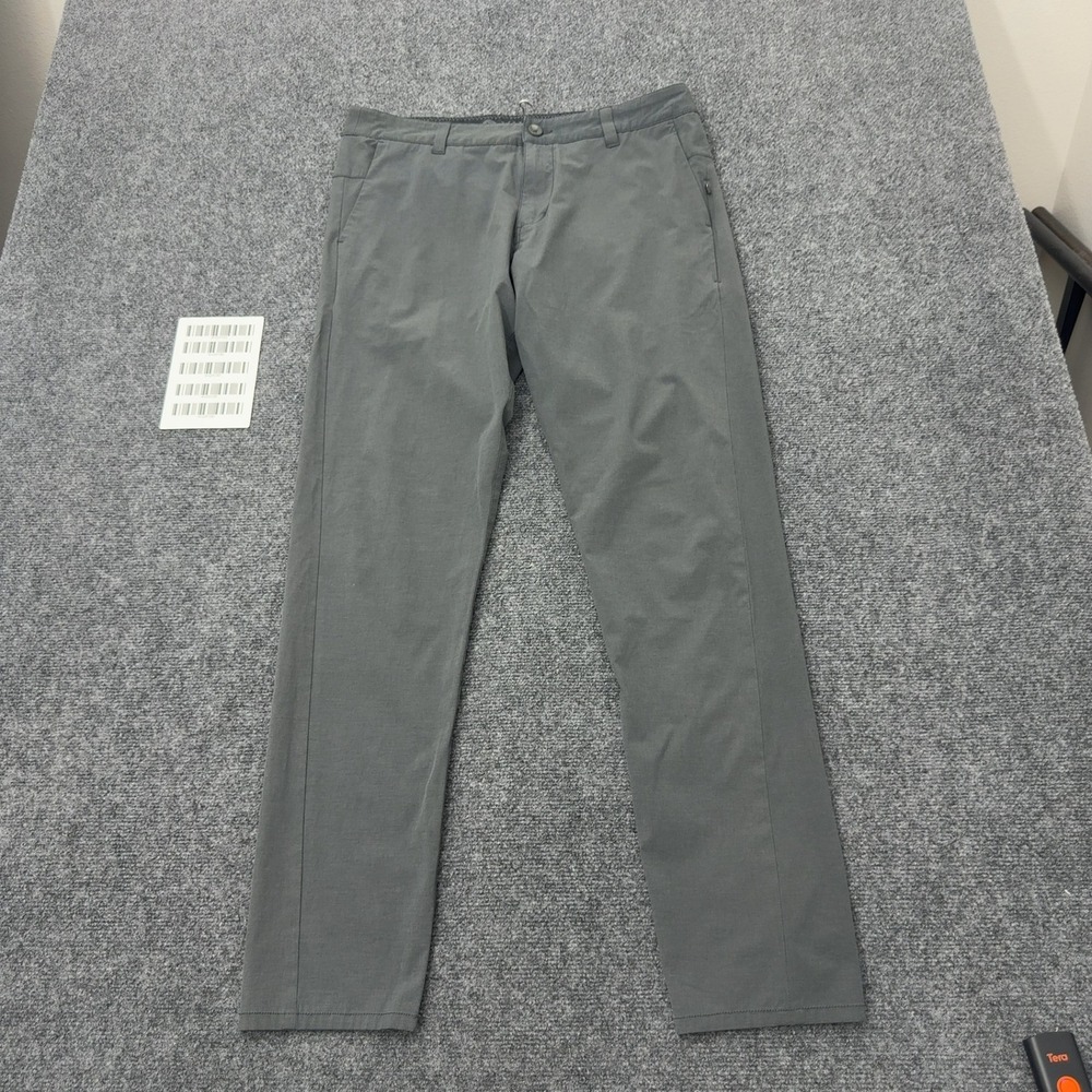 Vuori Meta Pants Mens 33 Grey Polyester Cotton Blend Performance Chino Casual